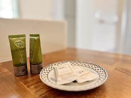 The Sunnyside Sisters Bed and Breakfast