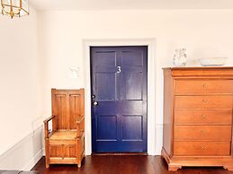 The Sunnyside Sisters Bed and Breakfast