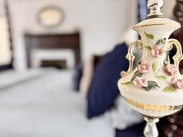 The Sunnyside Sisters Bed and Breakfast