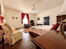 The Sunnyside Sisters Bed and Breakfast