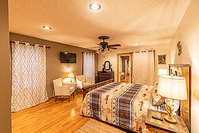 Three Little Bears Retreat