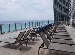 Luxe Stay at Hyde Resort -oceanfront Amenities