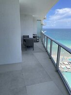 Luxe Stay at Hyde Resort -oceanfront Amenities