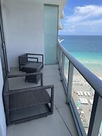 Luxe Stay at Hyde Resort -oceanfront Amenities