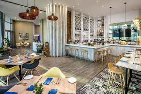 Luxe Stay at Hyde Resort -oceanfront Amenities