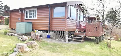 Snowdonia National Park Log Cabin With Garden