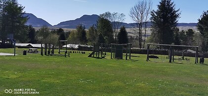 Snowdonia National Park Log Cabin With Garden