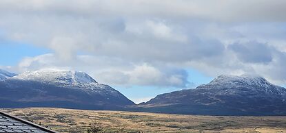 Snowdonia National Park Log Cabin With Garden