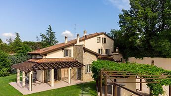 Villa Pergola 8 in Bologna