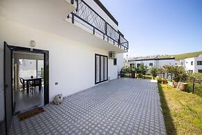 Unique House Near Beach With Backyard in Bodrum