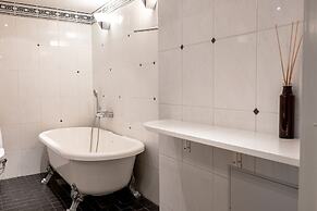 2ndhomes Bright & Modern 107m2 Penthouse