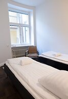 2ndhomes Stunning 3BR Apartment w Sauna