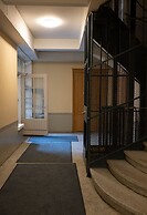 2ndhomes Bright 1BR Home in the Center