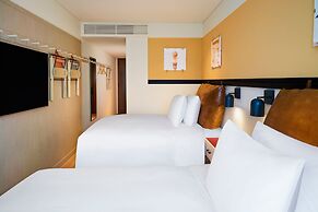 Moxy Seoul Myeongdong