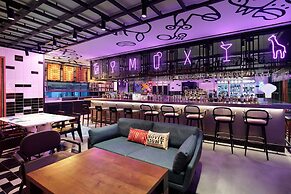 Moxy Seoul Myeongdong