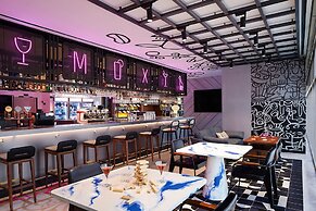 Moxy Seoul Myeongdong