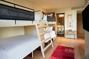 Moxy Seoul Myeongdong