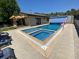 Secluded Villa With Pool in Seydikemer
