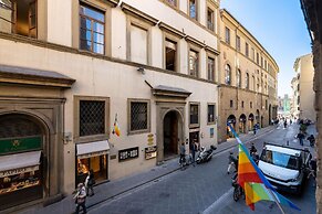 Guicciardini Apartment