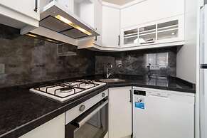 Pleasant Flat Near Beach With Balcony in Alanya