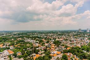 Homey And Modern Studio Apartment At Akasa Pure Living Bsd