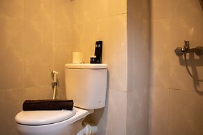 Modern And Classic 1Br At Evenciio Apartment