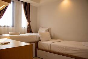 Modern And Classic 1Br At Evenciio Apartment