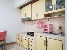 Comfort Living 3Br Apartment With Pool View At Mediterania Palace Resi