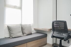 Warm And Simply Studio Room At Urbantown Serpong Apartment