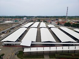 Elegant 2Br At Tokyo Riverside Pik 2 Apartment