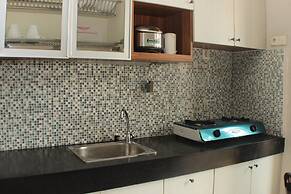 Comfort And Warm 2Br At Marina Ancol Apartment