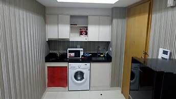 1 Bedroom Comfort Apartment The Mansion Kemayoran