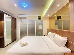 Minimalist 1Br Apartment At Gateway Pasteur