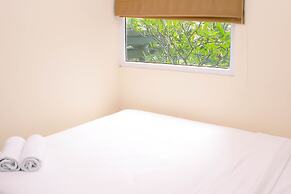 Nice And Strategic 2Br At Green Pramuka City Apartment