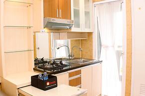 Nice And Strategic 2Br At Green Pramuka City Apartment