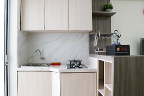 Stunning And Comfy 2Br Bassura City Apartment