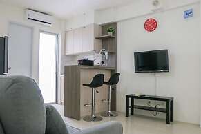 Stunning And Comfy 2Br Bassura City Apartment