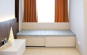 Luxurious Studio With Long Golf View At Grand Sungkono Lagoon Apartmen