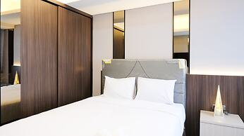 Luxurious Studio With Long Golf View At Grand Sungkono Lagoon Apartmen