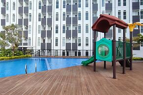 Comfortable And Modern 1Br Without Living Room At Amartha View Apartme