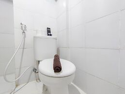 Warm And Cozy Style Studio Room At Paltrow City Apartment