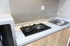 Fancy And Nice Studio Room At Transpark Bintaro Apartment