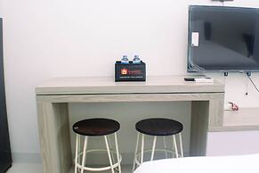 Homey And Minimalist Studio At Vasanta Innopark Apartment