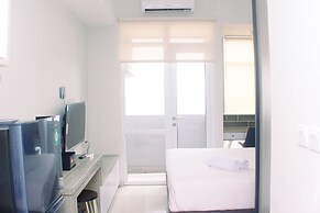 Homey And Minimalist Studio At Vasanta Innopark Apartment