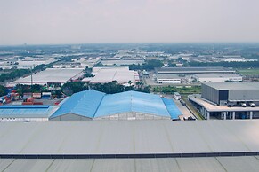 Homey And Minimalist Studio At Vasanta Innopark Apartment