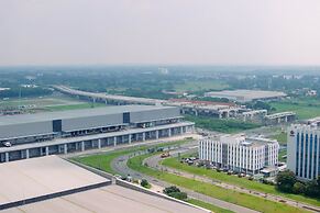 Homey And Minimalist Studio At Vasanta Innopark Apartment