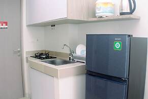 Homey And Minimalist Studio At Vasanta Innopark Apartment