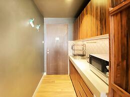 Comfort Studio Room At Mekarwangi Square Cibaduyut Apartment