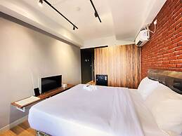 Comfort Studio Room At Mekarwangi Square Cibaduyut Apartment