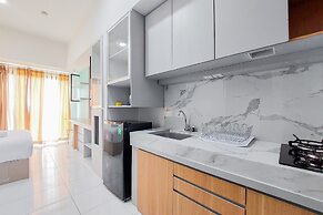 Warm And Cozy Stay Studio At Casa De Parco Apartment